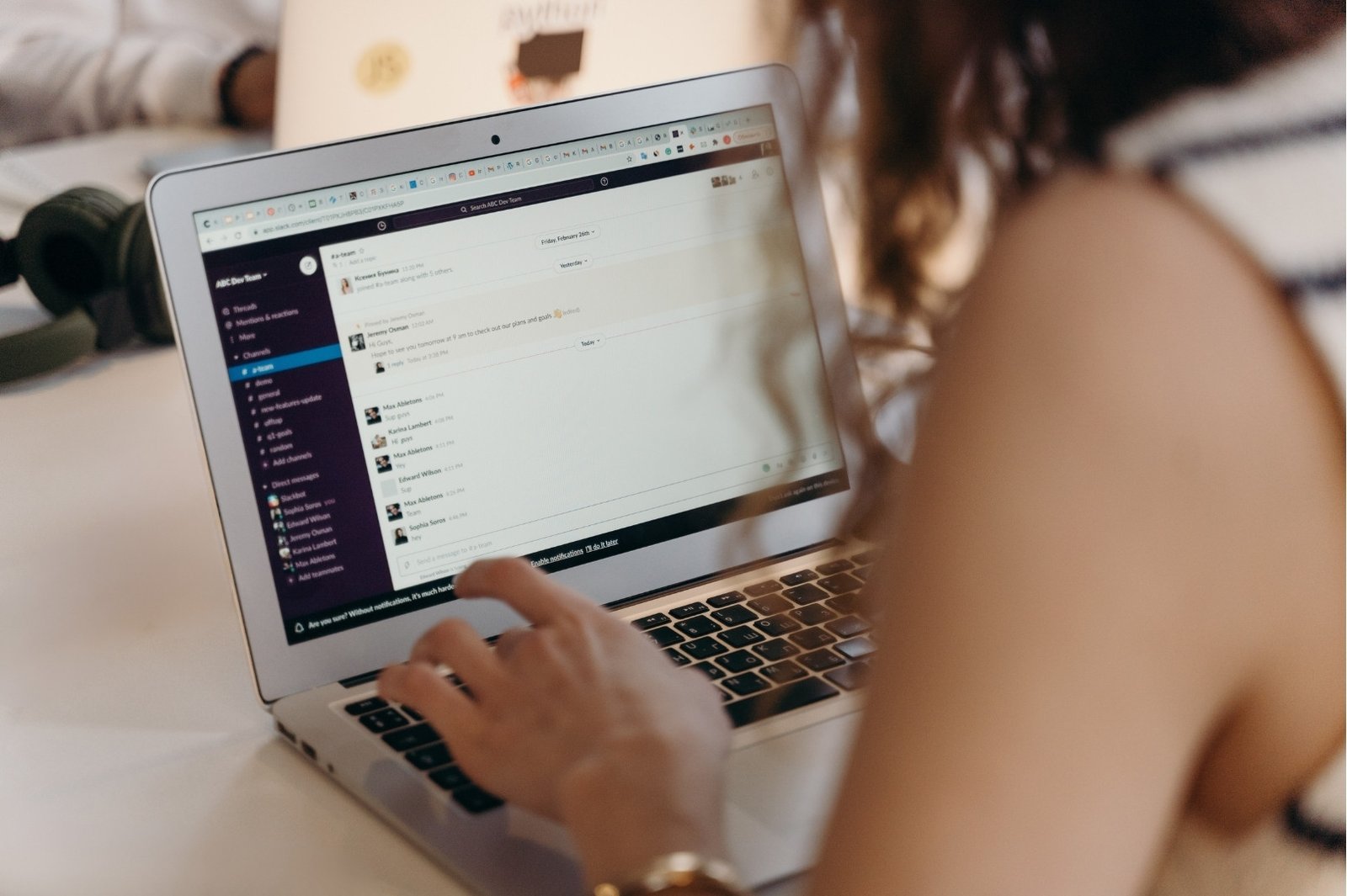 Cold Emails/DMs, Direct Messaging, Response Management Fitfrhome Influencer marketing brand collaborations